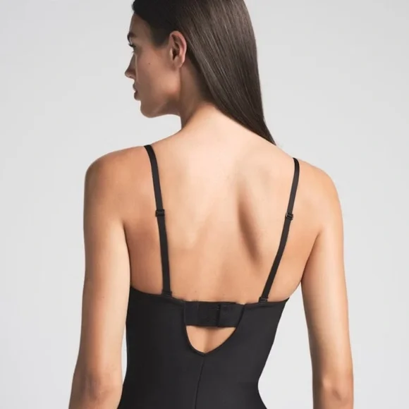 NWT Skims BODY Core Sculpt Underwire Mid Thigh Bodysuit Size Medium in Onyx - Picture 4 of 5